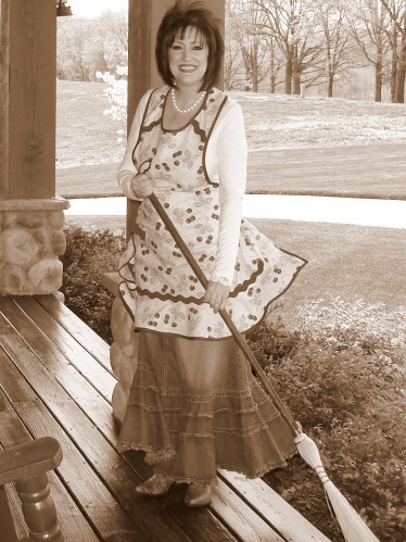 sepia-aunt-ruthie
