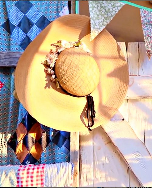 miss daisy hat