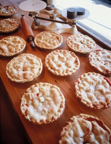 8D5JulianApplePie-464x600
